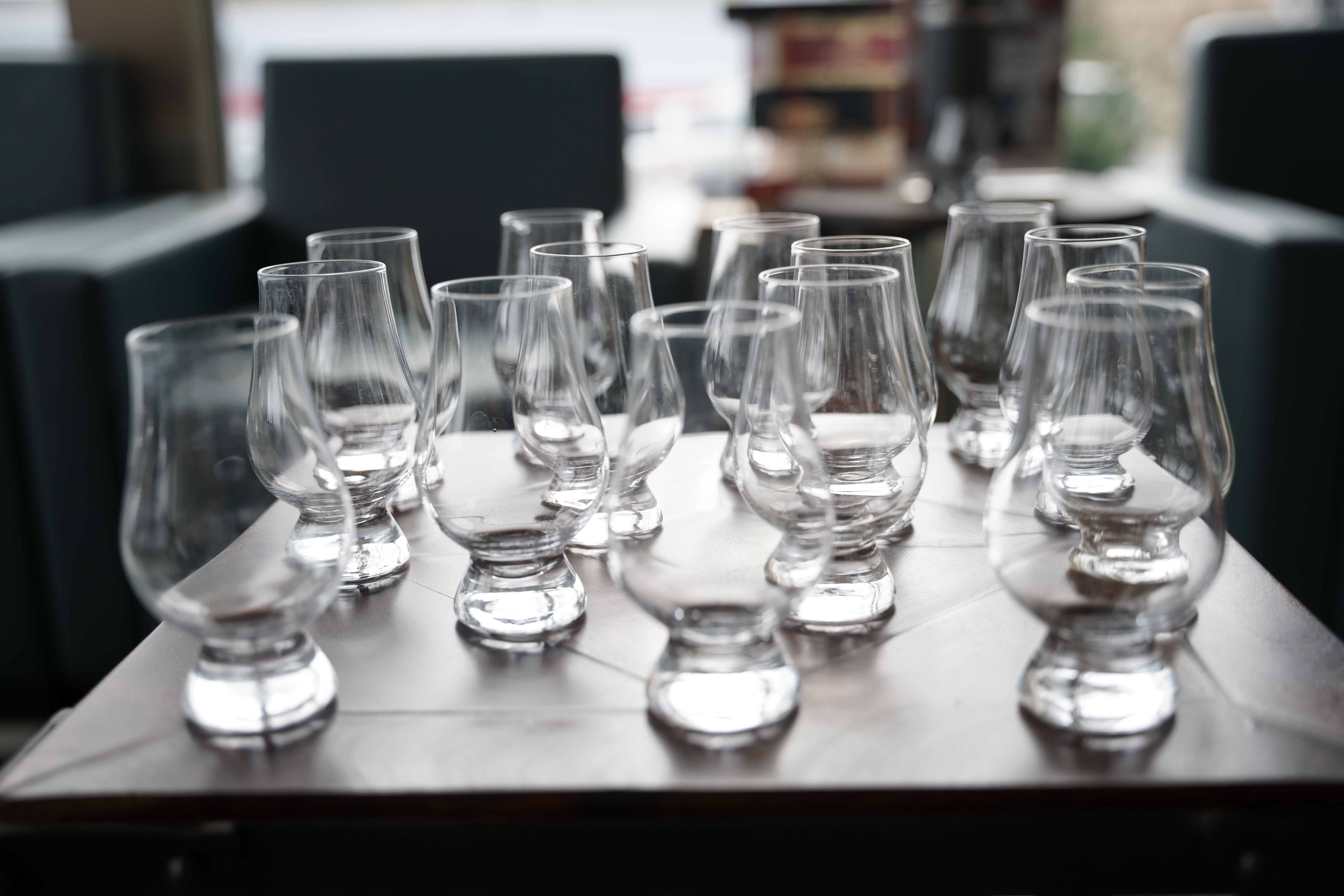 The shape of the glass is derived from the traditional nosing copitas used in whisky labs around Scotland